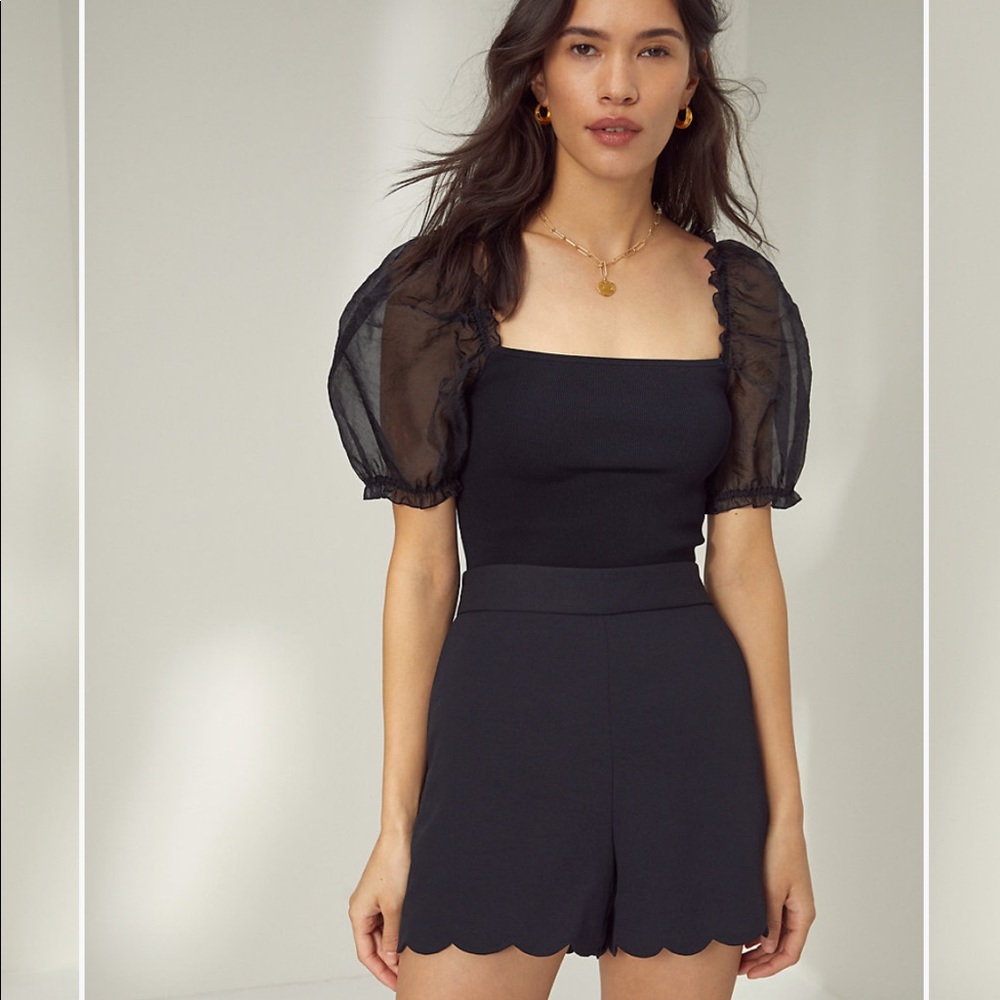 Wilfred Scallop Shorts